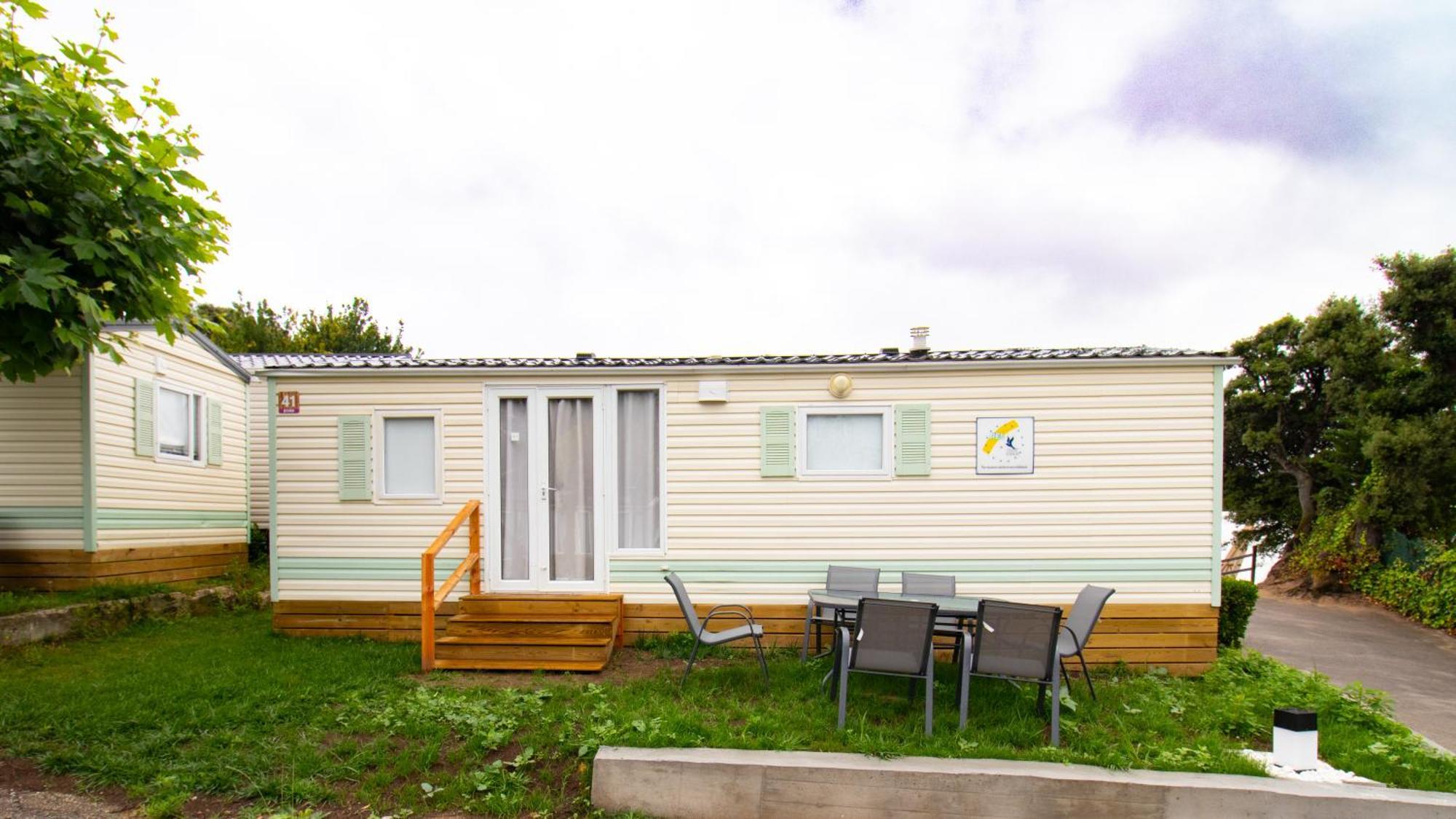 Somo Bungalow Resort - Camping Latas Екстер'єр фото